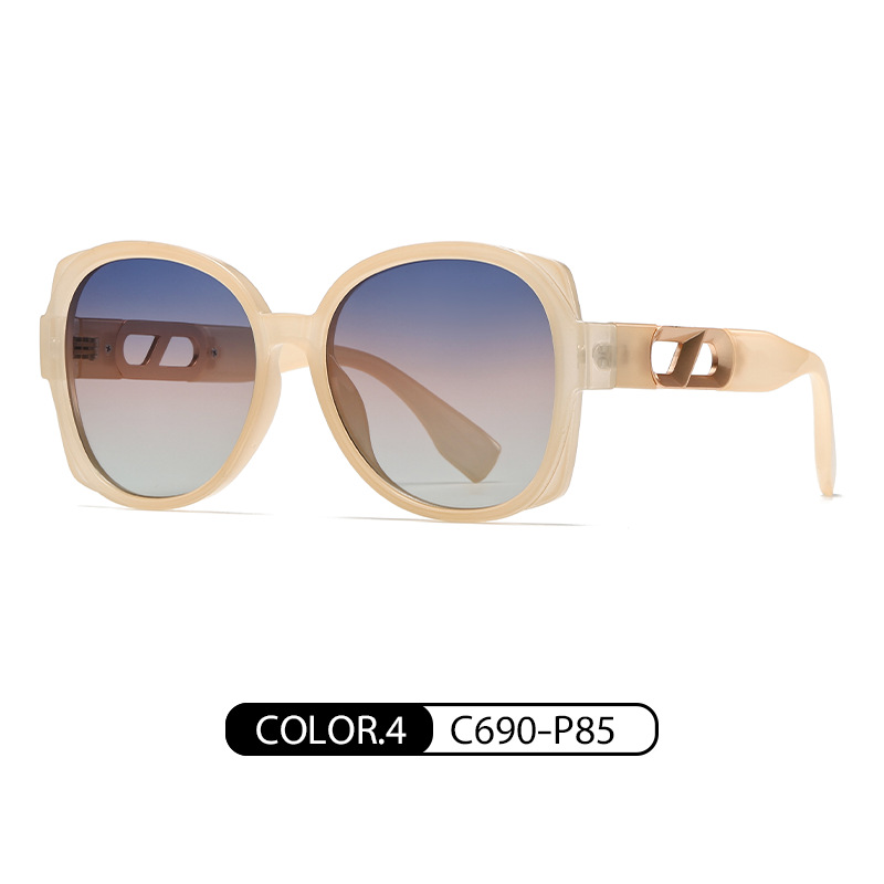 Nuevas gafas de sol polarizadas TR7558 Fashion Street Shooting Ladies Gafas de sol al aire libre Gafas de sol polarizadas con protección solar