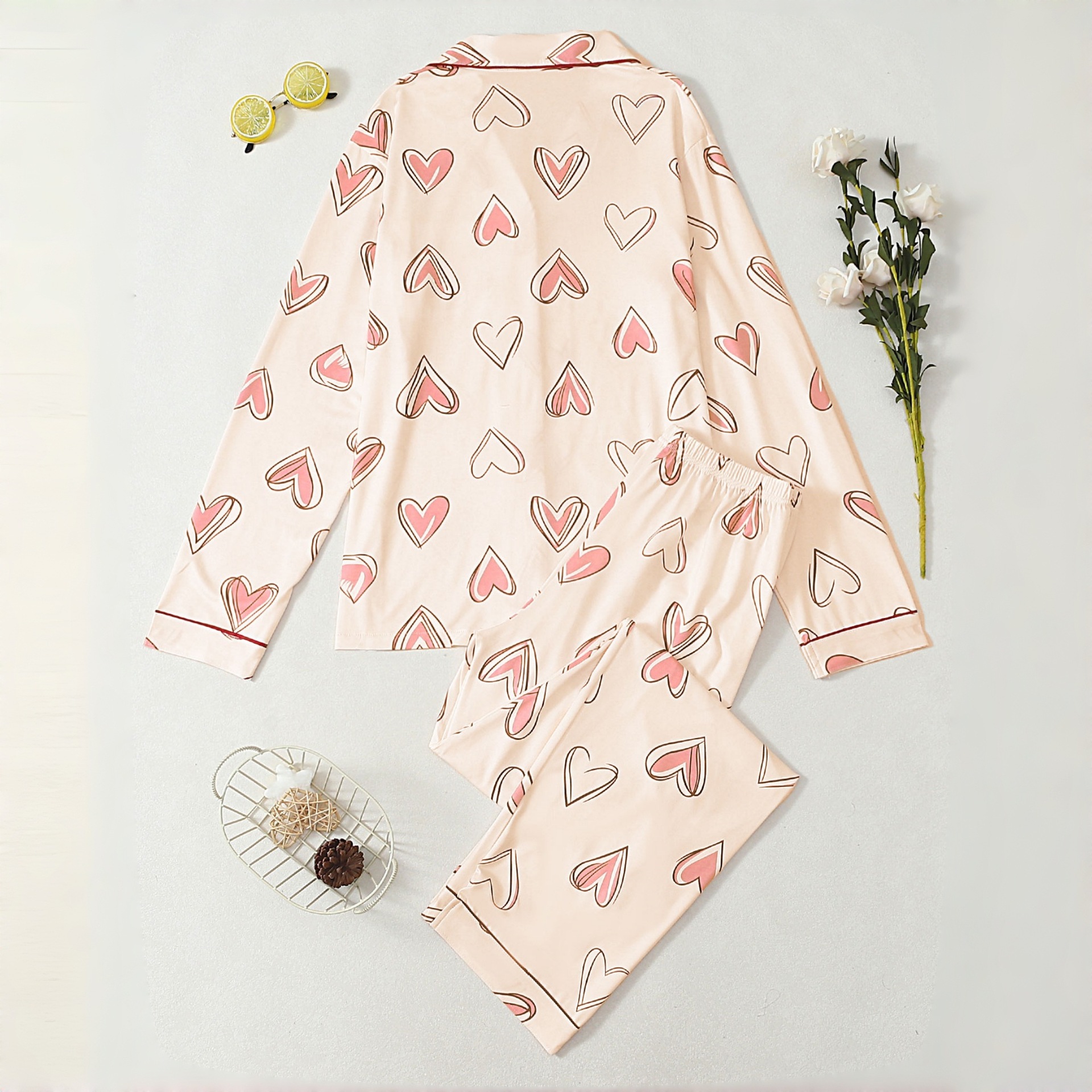 Conjunto de pijama de solapa para mujer: camiseta de manga larga y pantalón largo con estampado de corazones, ropa acogedora para el hogar._voghion.com
