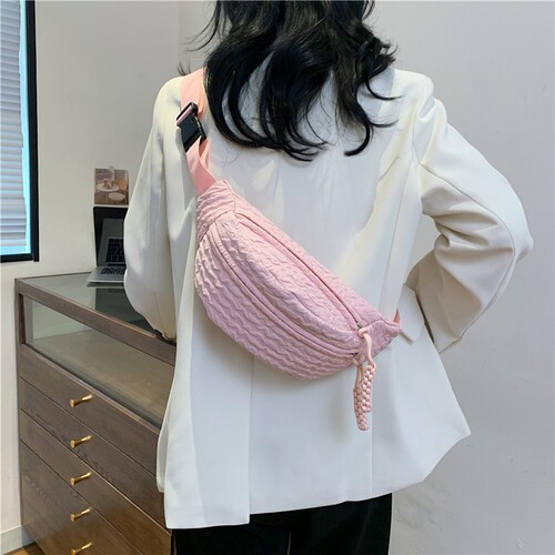Stylish and Versatile Korean-Style Daily Chic 2024 Spring New Crossbody Bag Wholesale Travel Student Women Waist Bag