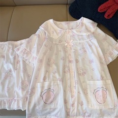 漫画かわいいイチゴの子羊のパジャマ女性の夏の新しい半袖の半ズボンの夏の韓国版の部屋の服のスーツは外着します。