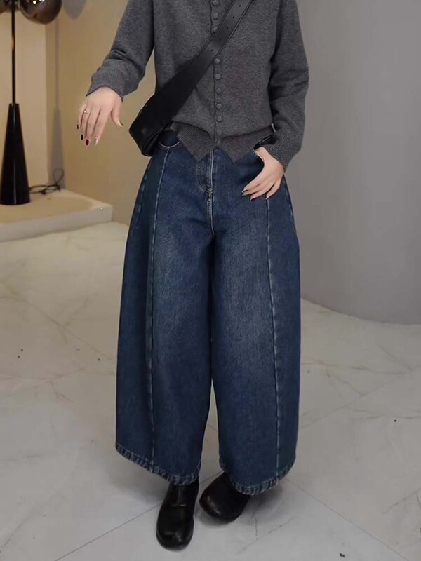 Real Shot of the 2026 New Spring/Summer Women's Balloon Jeans with 3D Cut and Visible Stitching, Loose Wide-Leg Carrot Pants Made of Cotton