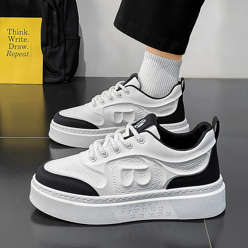 Zapatos de hombre, primavera 2026, nuevos, con suela gruesa, versátiles, modernos, zapatillas blancas de moda, deportivas, casuales, que aumentan la altura.