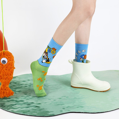 Cartoon socks for women spring and summer new original cute meow sweat-absorbent and deodorant mid-calf socks ins trendy socks wholesale
