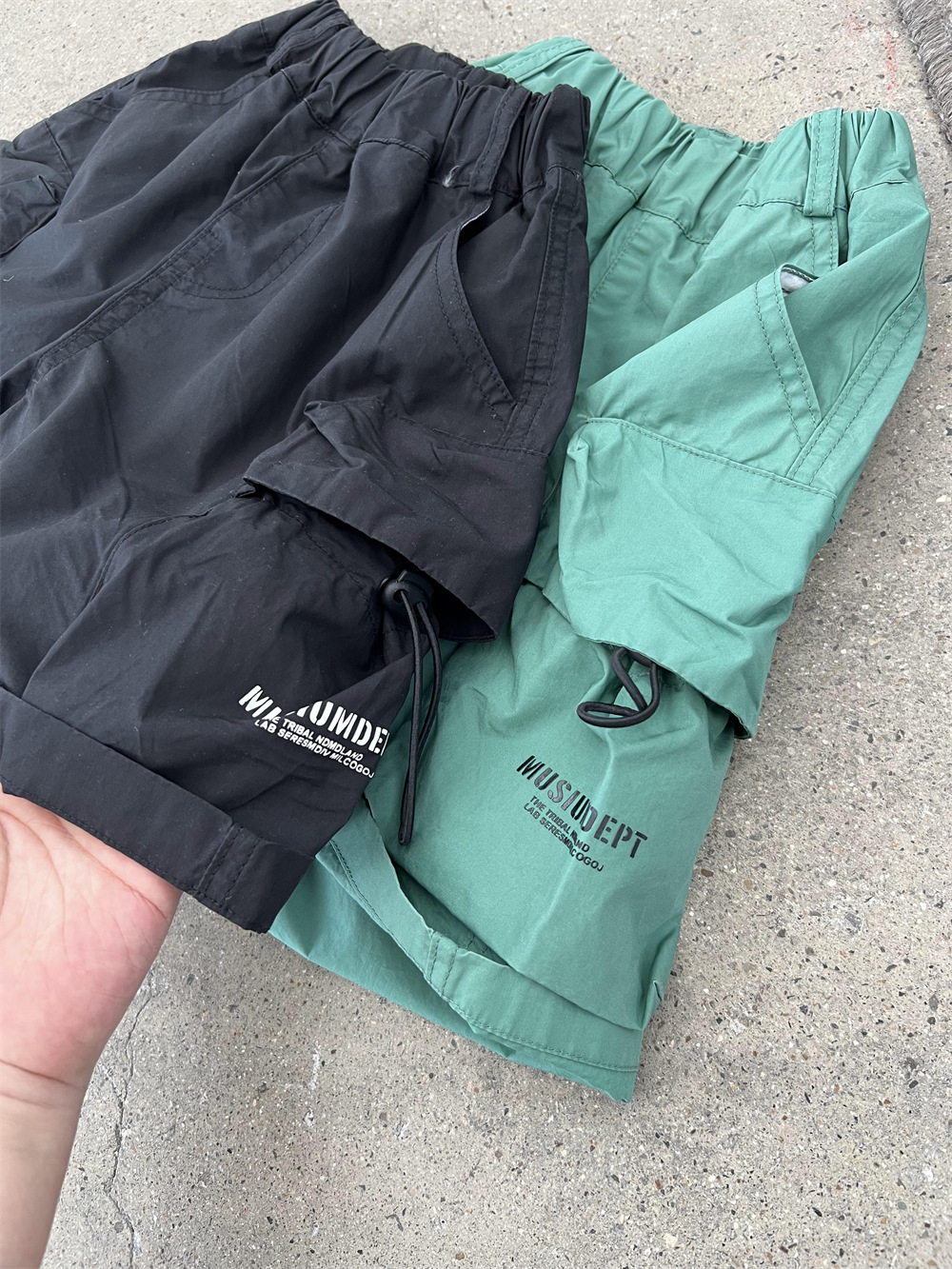 Sommerbørns amerikansk stil store lommer tynde arbejdsshorts til mænd og kvinder, løse snøreshorts, street glatte bukser_voghion.com