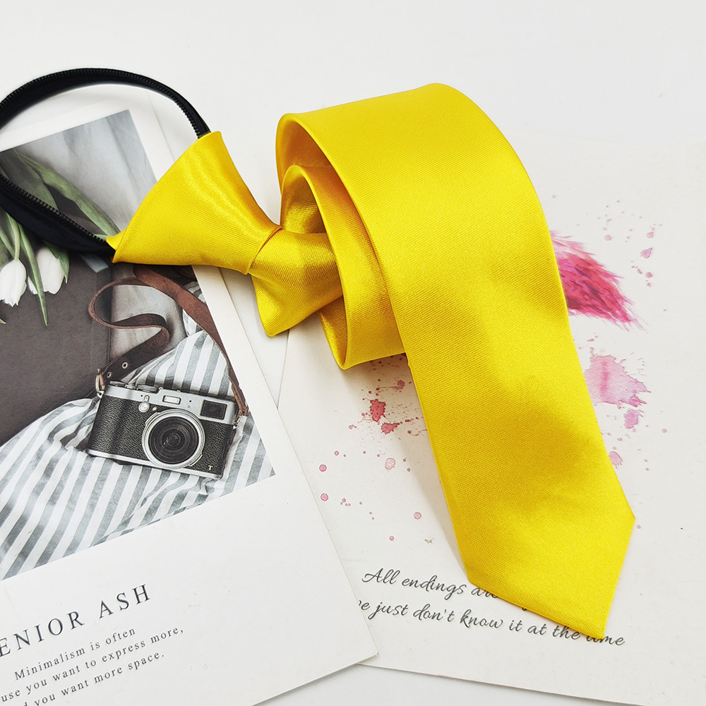 Fabricante spot color sólido corbata negra para hombre archivo de satén brillante 5cm versión coreana ultra estrecha de cremallera fácil de tirar sin estilo