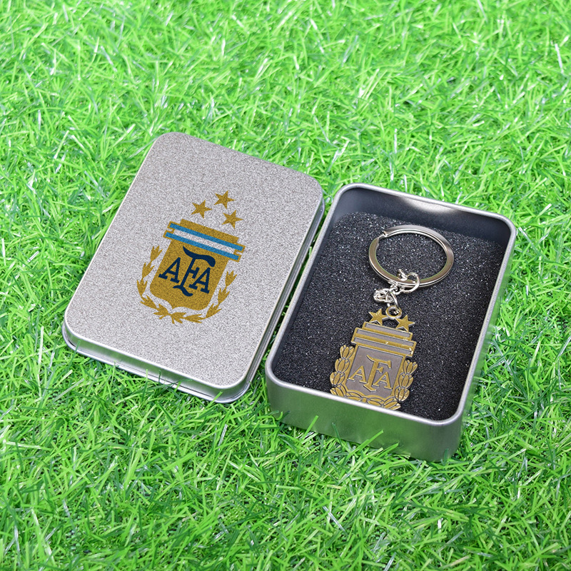 Club de fútbol insignia llavero Barcelona Real Madrid Manchester United AC Milan equipo militar tarjeta caja regalo