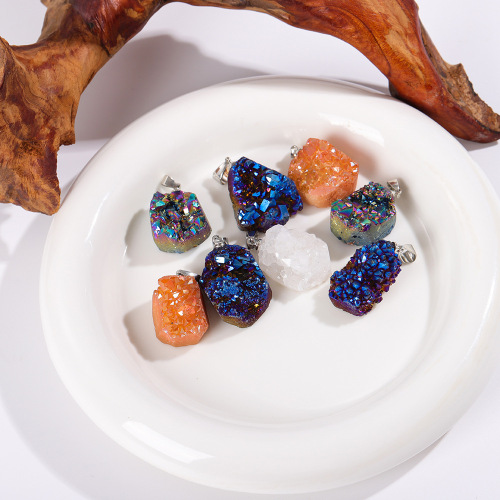 Natural irregular agate crystal pendant white crystal raw stone necklace diy jewelry accessories gravel necklace cross-border