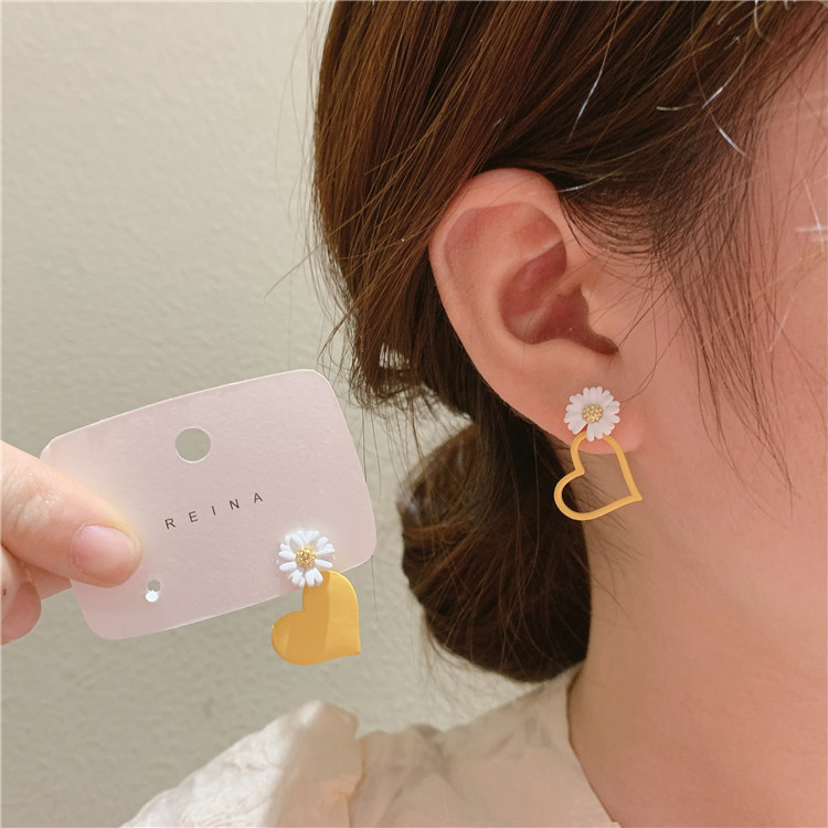 Birthday Occasion Simple Style Heart Plating Alloy No Inlaid Drop Earrings