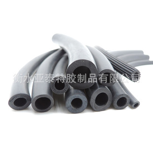 Inside diameter 1.6MM small diameter very fine oil resistant NBR nitrile rubber tube tube body soft pure rubber tube vacuum tube