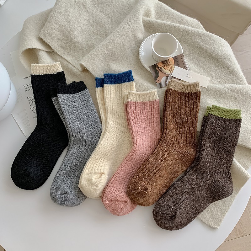 80g Weight Comfort Feel Of Sensation Socks Classification Stretchy Elasticity A Pair Quantity Daily, Street Occasion Comfort Function Color Block Pattern Winter, Autumn Season Women's Gender Japanese Style Style Women's Japanese Style Color Block Wool Crew Socks A Pair 1