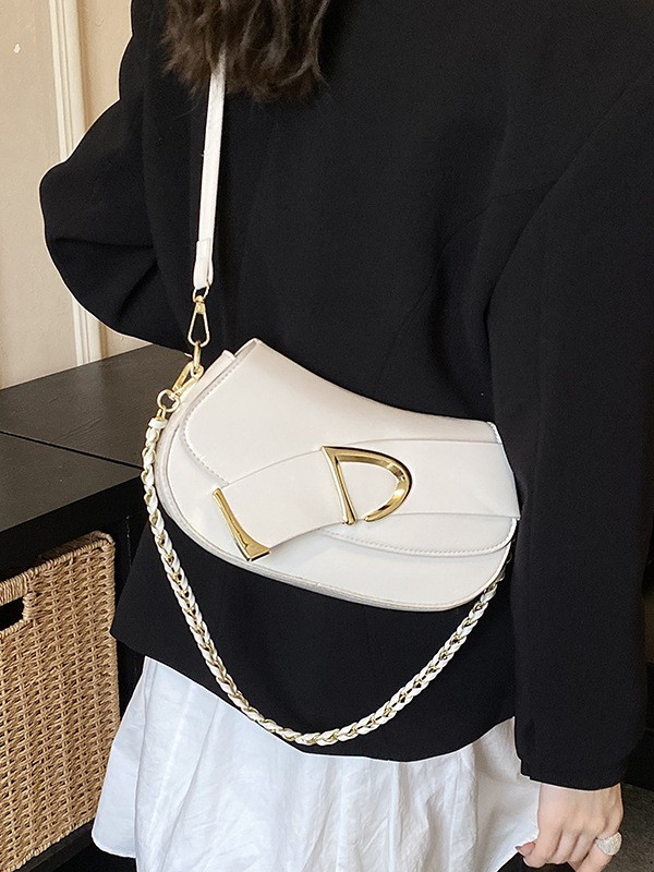 Bolso para mujeres 2026 nuevo diseño de cinturón transfronterizo, bolso cuadrado de textura de lujo ligero de cadena, bolso de hombro
