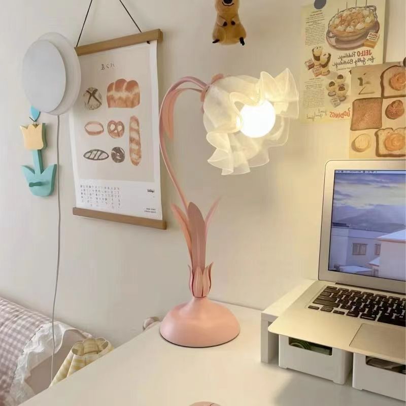 Table lamp for desktop, lantern for bed, night light, internet celebrity, flowered
