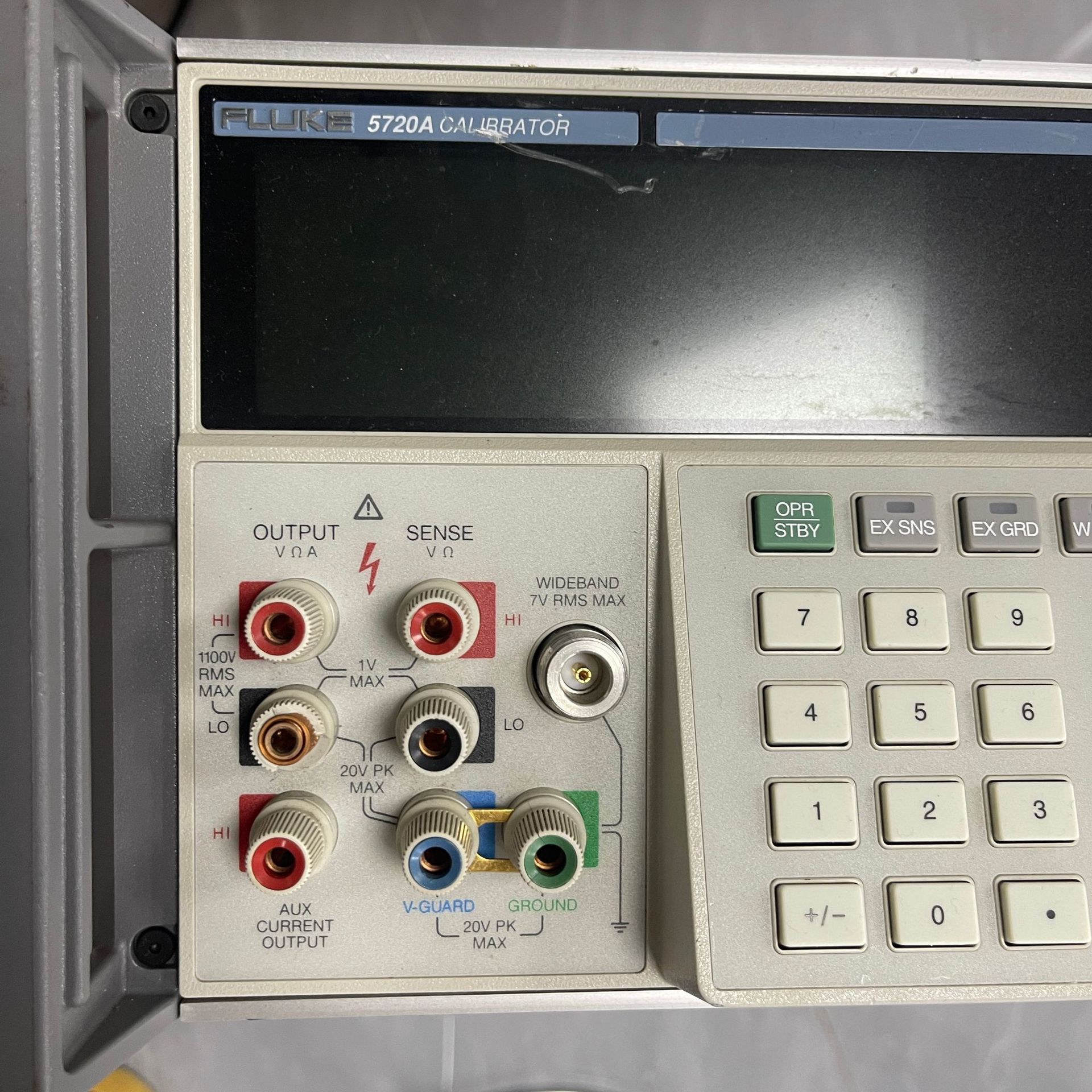 租售/回收FLUKE 福禄克5720A多功能校准器