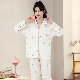 爆款厂家批发绉布新款睡衣女春秋季开衫长袖翻领印花家居服套装