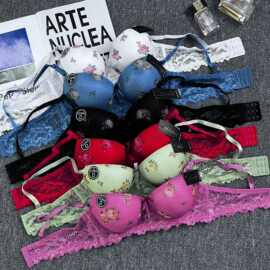 性感调整型文胸外贸爆款有钢圈聚拢薄款女士bra内衣批发胸罩