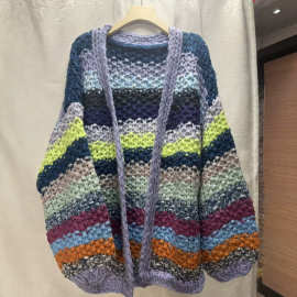 现货亚马逊秋冬新款欧美风纯手工彩虹撞色粗针毛衣外套女sweater