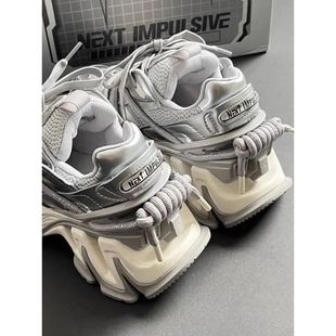 2026�괺���¿�С������ϵ�Ьins�����ߕr�аٴ����e�\��ЬŮ
