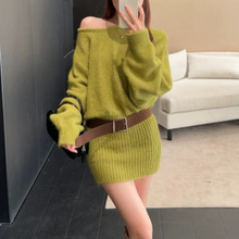 早秋十三行新款针织蝙蝠长袖一字肩性感辣妹修身毛衣连衣裙配腰带