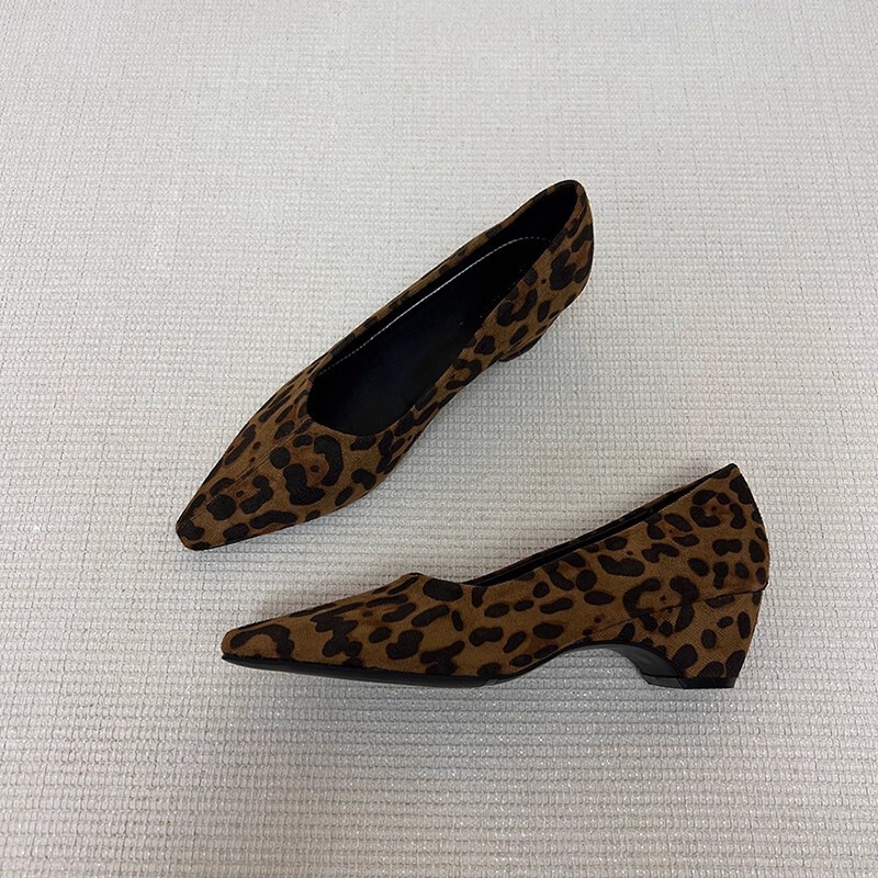 Sheepskin Version! Very Nice Leopard Print Pointed Toe Shallow Mouth Versatile Commuting Inner Heightening Mary Jane Shoes for Women with Skirts and Flats Sheepskin Version! Very Nice Leopard Print Pointed Toe Shallow Mouth Versatile Commuting Inner Heightening Mary Jane Shoes for Women with Skirts and Flats