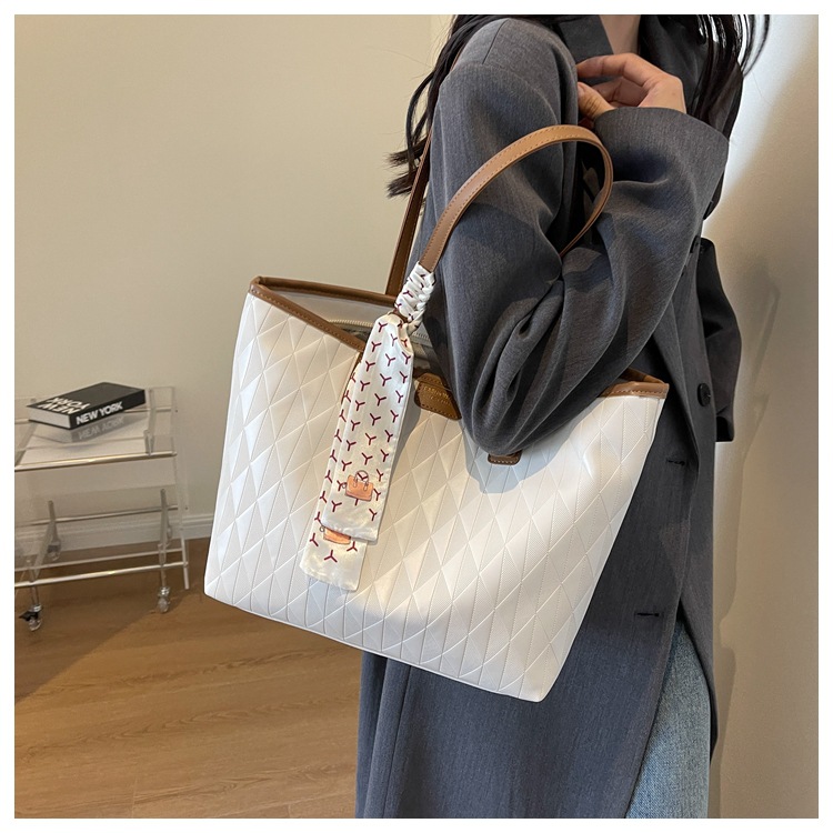 Women's Tote Bag Large Capacity Pu Leather Versatile Handbag_voghion.com