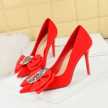 18249-H32 Korean Banquet High Heels, Thin Heels, Shallow Mouth, Pointed Satin, Rhinestone Button, Bow Tie, Women's Single Shoes, Wedding Shoes