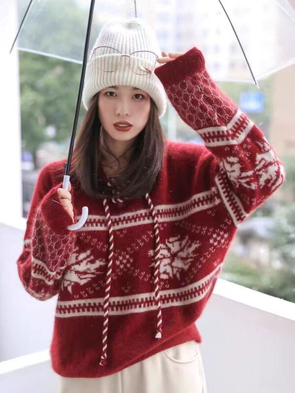 American Retro Christmas Red Sweater Women's Autumn and Winter 2024 New Lazy Style Loose Soft Waxy Knitted Hoodie Top American Retro Christmas Red Sweater Women's Autumn and Winter 2024 New Lazy Style Loose Soft Waxy Knitted Hoodie Top