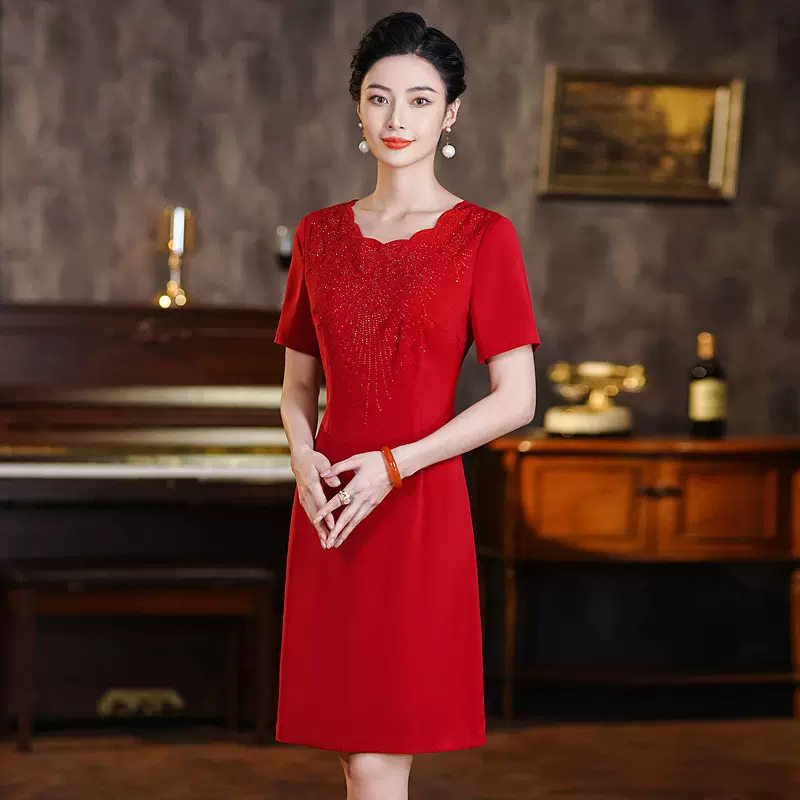 改良旗袍妈妈款小个子连衣裙遮肚子短袖红色礼服夏装2025新款裙子