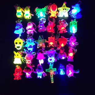 Светящиеся звёзды-подвески LED разноцветные мелкие сувениры