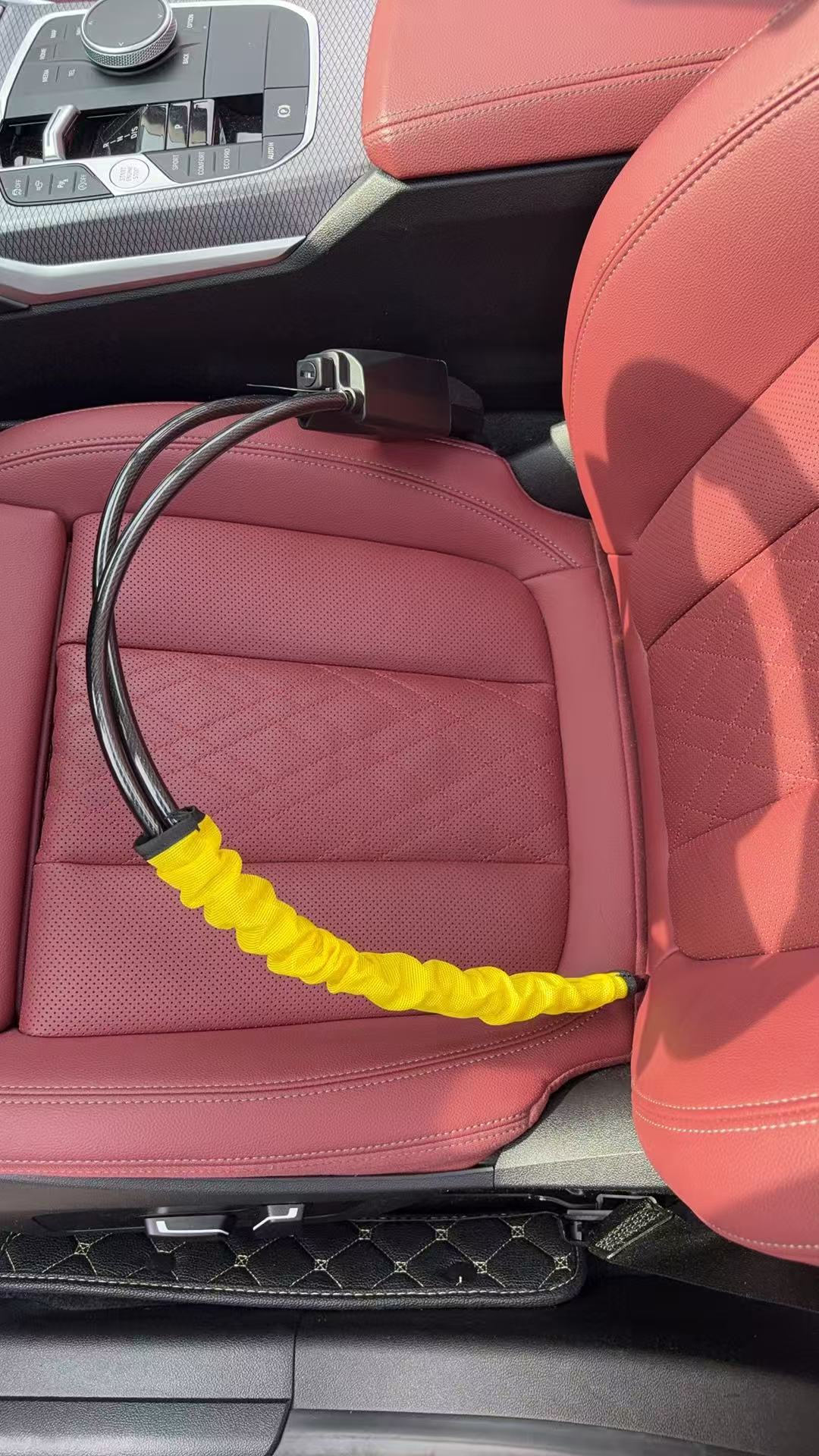 Car Steering Wheel Anti-Theft Lock, Self-Defense 96 Lock, Multi-Functional Anti-Theft Lock, Adjustable Telescopic Car Anti-Theft Lock