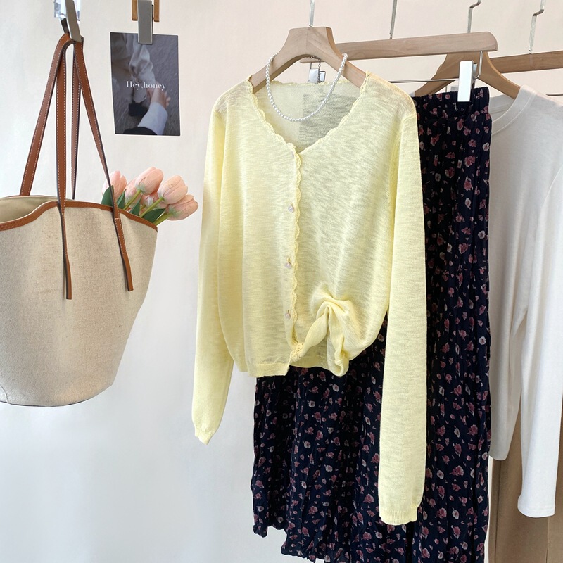 25 Spring and Summer New Korean Handmade Crochet Slub Knitted Cardigan Women's V-neck Long Sleeve Thin Sun Protection 7523 25 Spring and Summer New Korean Handmade Crochet Slub Knitted Cardigan Women's V-neck Long Sleeve Thin Sun Protection 7523