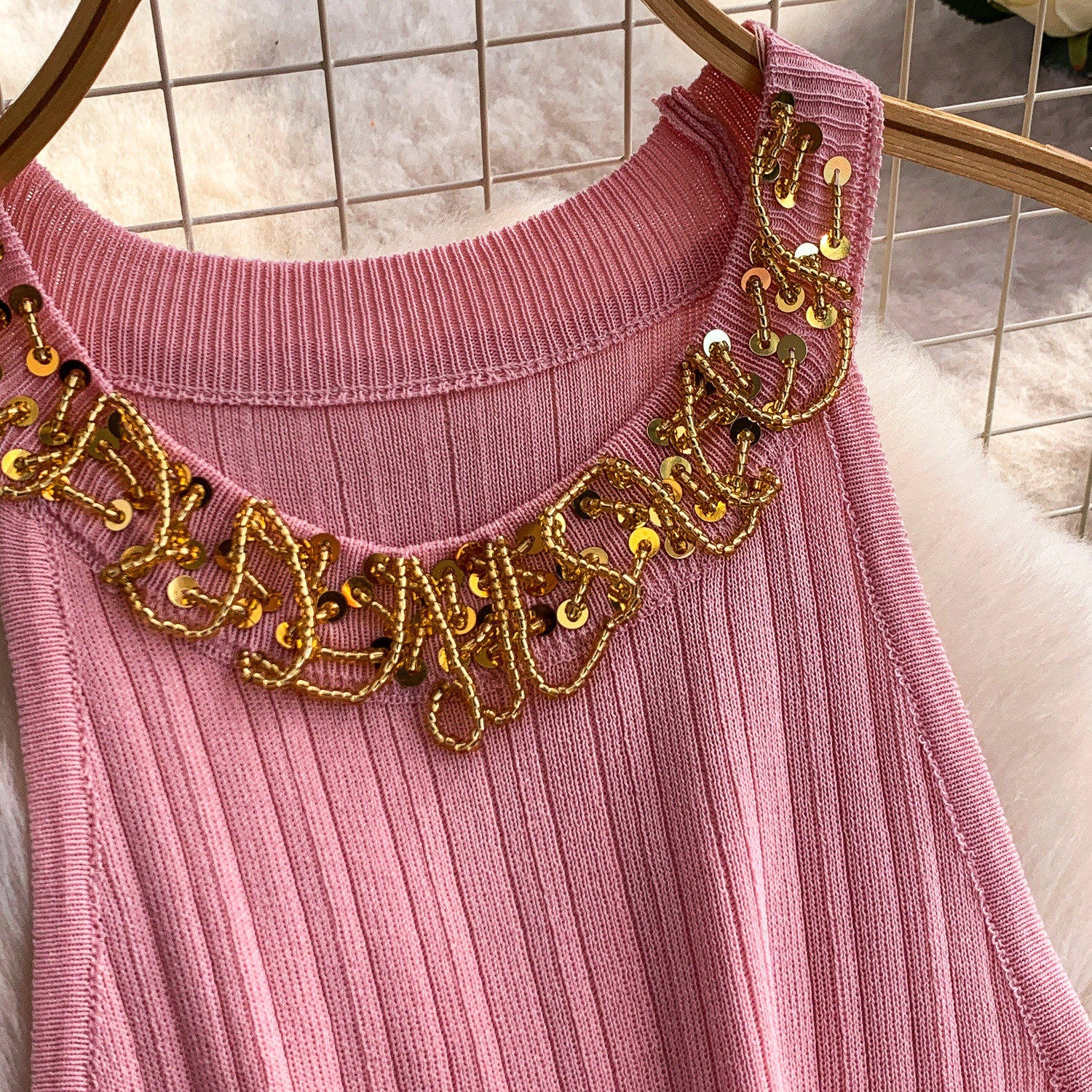 Elegant Sequined Halter Neck Dress For Women Slimming Flattering Summer Style Puffy Knitted Mini Skirt High End_ecoleips.com