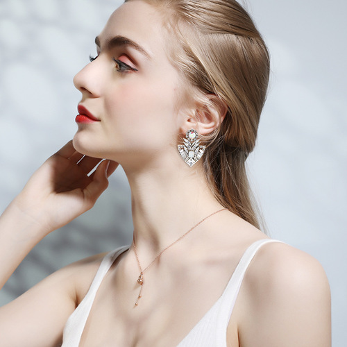 Elegant and Versatile Alloy Earrings with Diamond Accents, Sunflower Flower Pot Design, Cross-Border Bestseller
