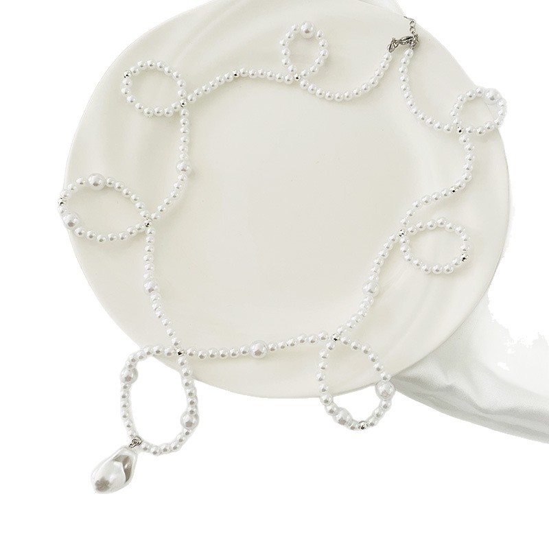 Collana lunga di perle stile francese elegante design nicchia_voghion.com