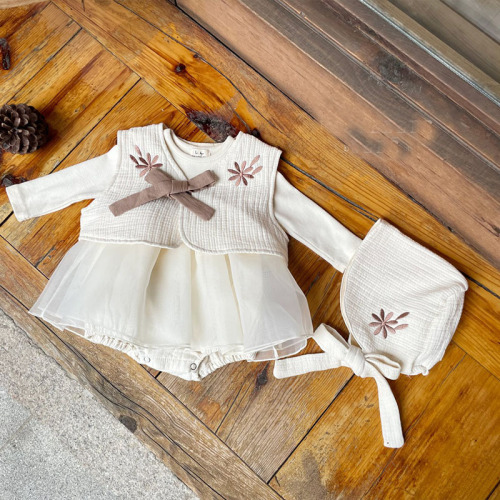 Korean version of children's clothing, spring and autumn new style, baby girl, embroidered slanted waistcoat, one-piece romper, baby robe