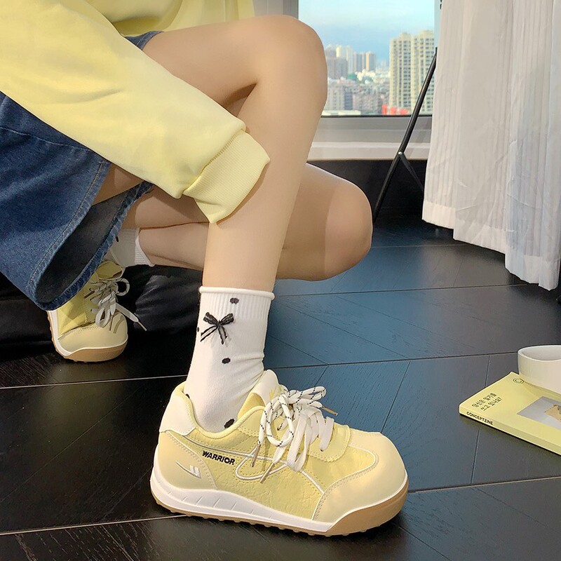 Pull Back Lemon Yellow Moral Training Shoes for Women 2025 New Retro Trendyy Casual White Shoes Thick Sole Versatile Korean Style Sneakers