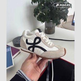 Chaobunan pequeño aumento de altura de 6 cm zapatos de entrenamiento de mujeres 2025 nuevo retro Gump zapatos deportivos ociosos