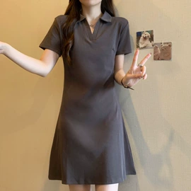 女式T恤;女式马甲;连衣裙