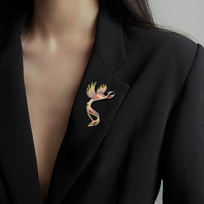 Suit Accessories, Yaxa sancaqları