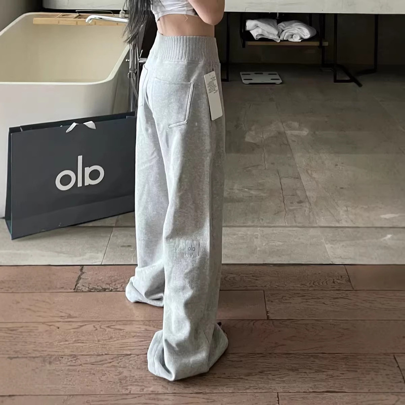 Kim Ji-Soo Style A10 Knit Patchwork Wide-Leg Pants High-Waisted Casual Sports Short Casual Sweatshirt Pants Kim Ji-Soo Style A10 Knit Patchwork Wide-Leg Pants High-Waisted Casual Sports Short Casual Sweatshirt Pants