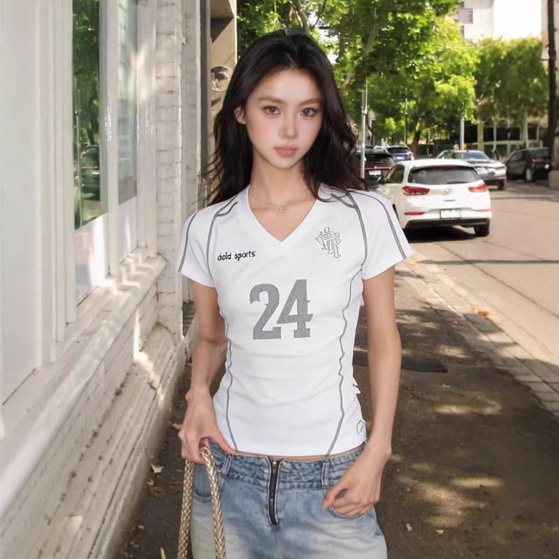 American-Style Unique Casual Sports V-Neck Digital Football Short-Sleeve T-Shirt for Women, Summer Slim-Fit Crop Top