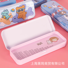 小学生の鉄皮の文房具の箱の二重の文房具の箱のかわいい漫画の男子学生の鉛筆の箱は掛け算の口訣表を持ちます。