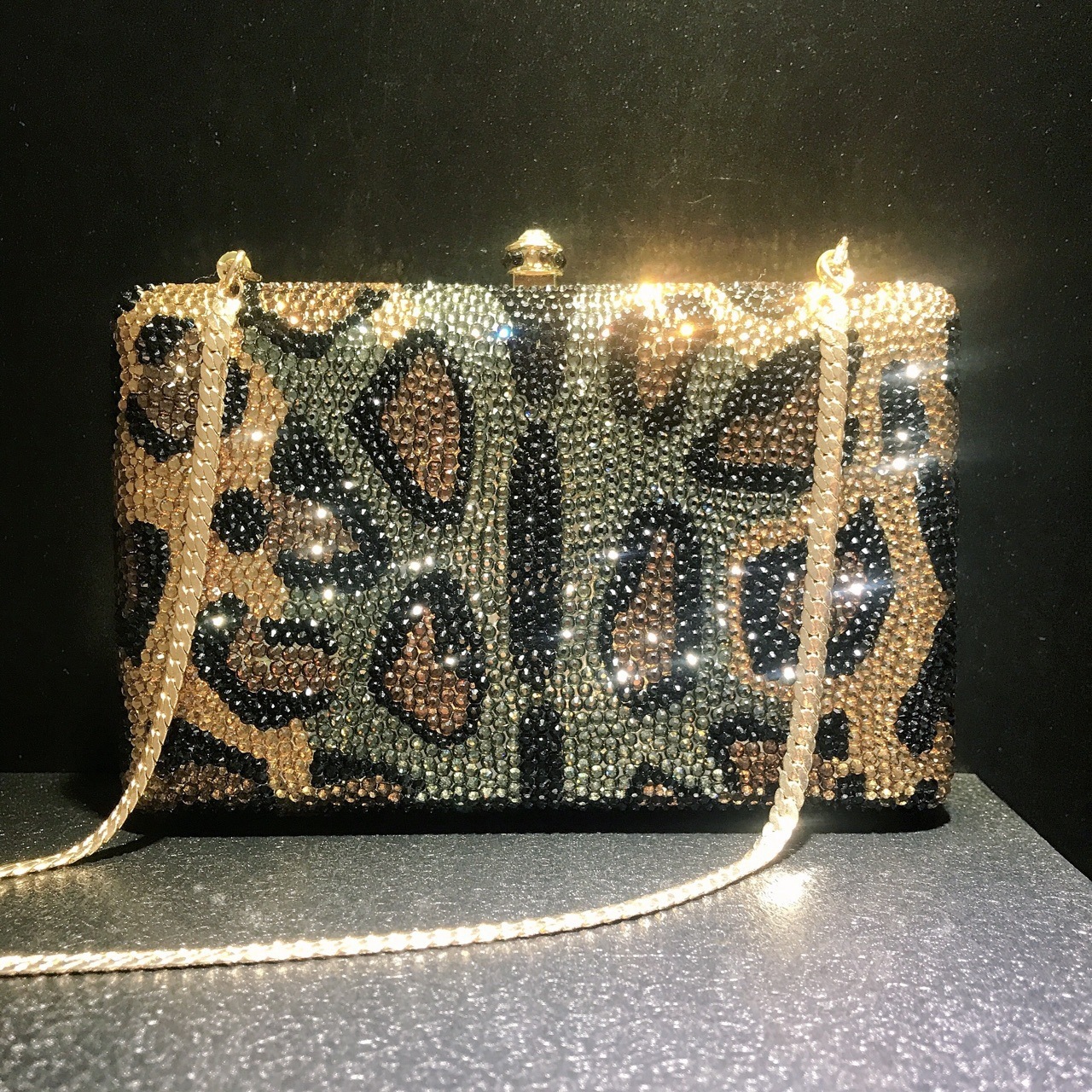 Nuevo patrón transfronterizo de leopardo con diamantes bolsas de cena cadena de bolsas de maquillaje de diamantes de Europa y América, bolsas de mano de banquete cuadrada horizontales