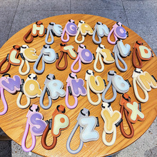 ?���⿨ͨƤ��26��ĸ耳׿�Ů�ɐ�Ӣ�ĺ��s��H�������С�Y