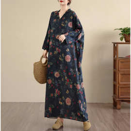 2025早秋新款花色度假风旅游V领复古长裙遮肉棉麻连衣裙