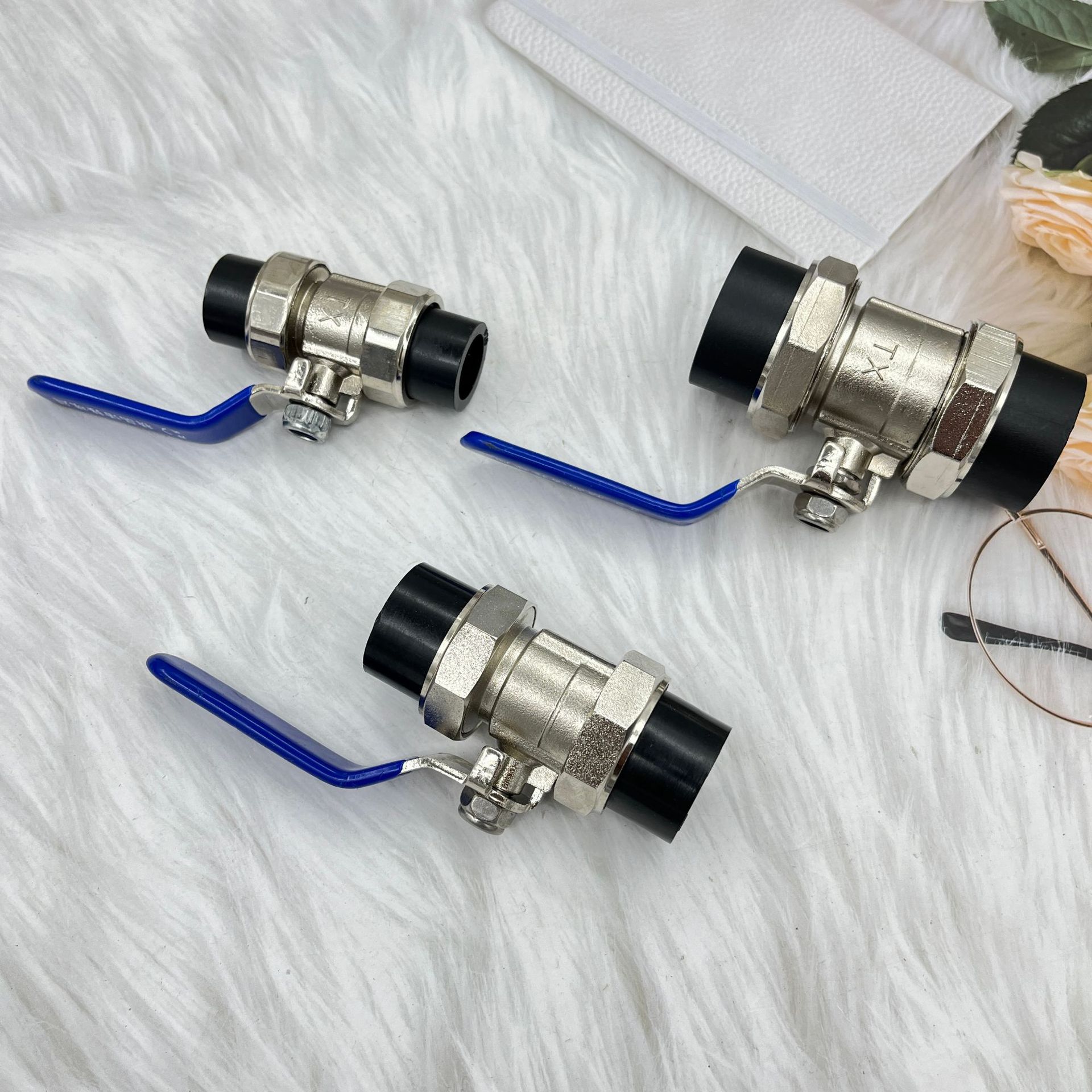 不锈钢pe活接球阀厂家定制手动阀门开关热熔球阀黑色家装管件配件