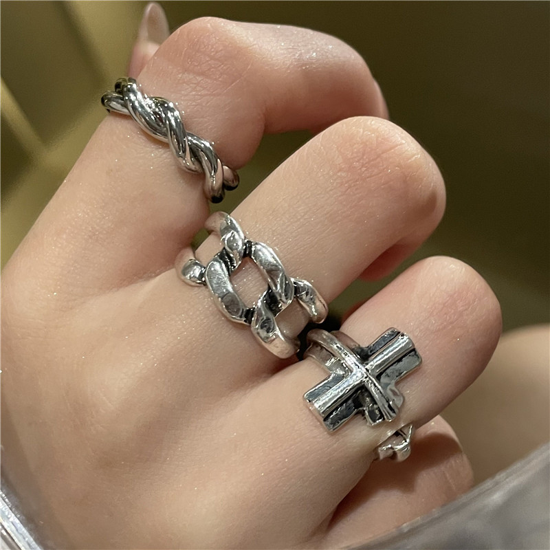 Wholesale Jewelry Simple Cross Winding Opening Ring Nihaojewelry display picture 3