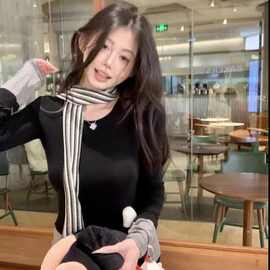 假两件黑色德绒长袖T恤女2024秋冬款设计感修身内搭打底衫上衣ins