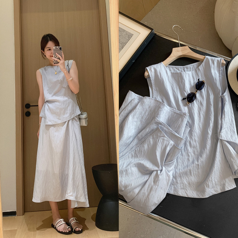 Spring Is Not Too Late, Same Style as C*S! Stylish Waist-Cinching Twist Design High-Proportion Tencel Blouse + Skirt Set for Women, Size 26, Summer Spring Is Not Too Late, Same Style as C*S! Stylish Waist-Cinching Twist Design High-Proportion Tencel Blouse + Skirt Set for Women, Size 26, Summer