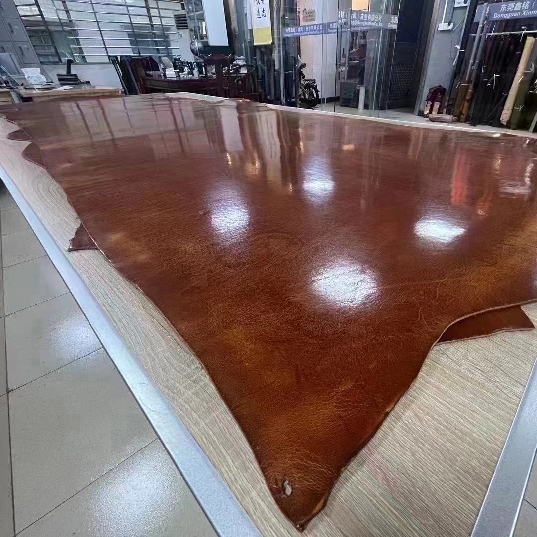 头层日落黄植鞣油蜡牛皮 厚度3.5/4.0  张约25尺  30元/尺