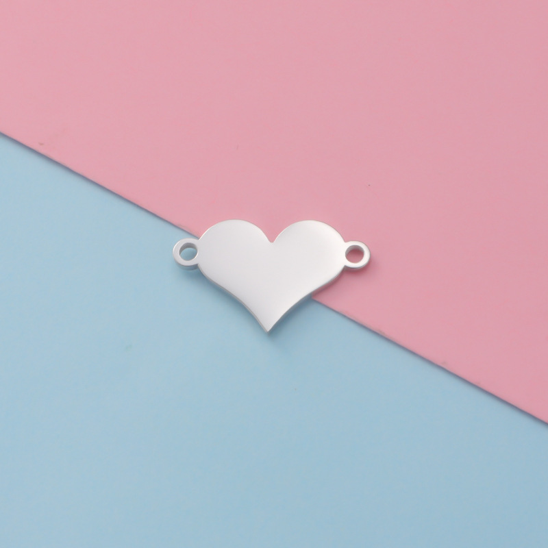 18K Gold Plated Plating Material 1 Piece Stainless Steel PVD Coated 18K Gold Real Gold Plated Customization Laser Engraving Heart Shape Pendant DIY Jewelry Accessories
